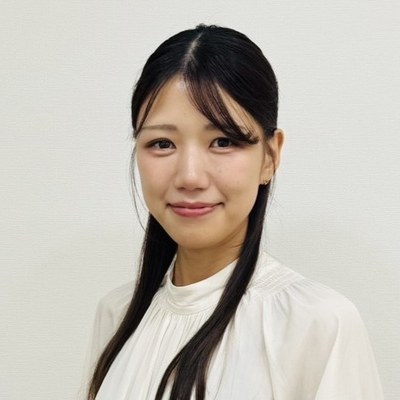 三里 祐子の写真